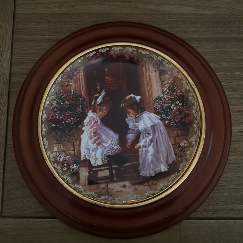 Sister’s Touch Plate by Sandra Kuck